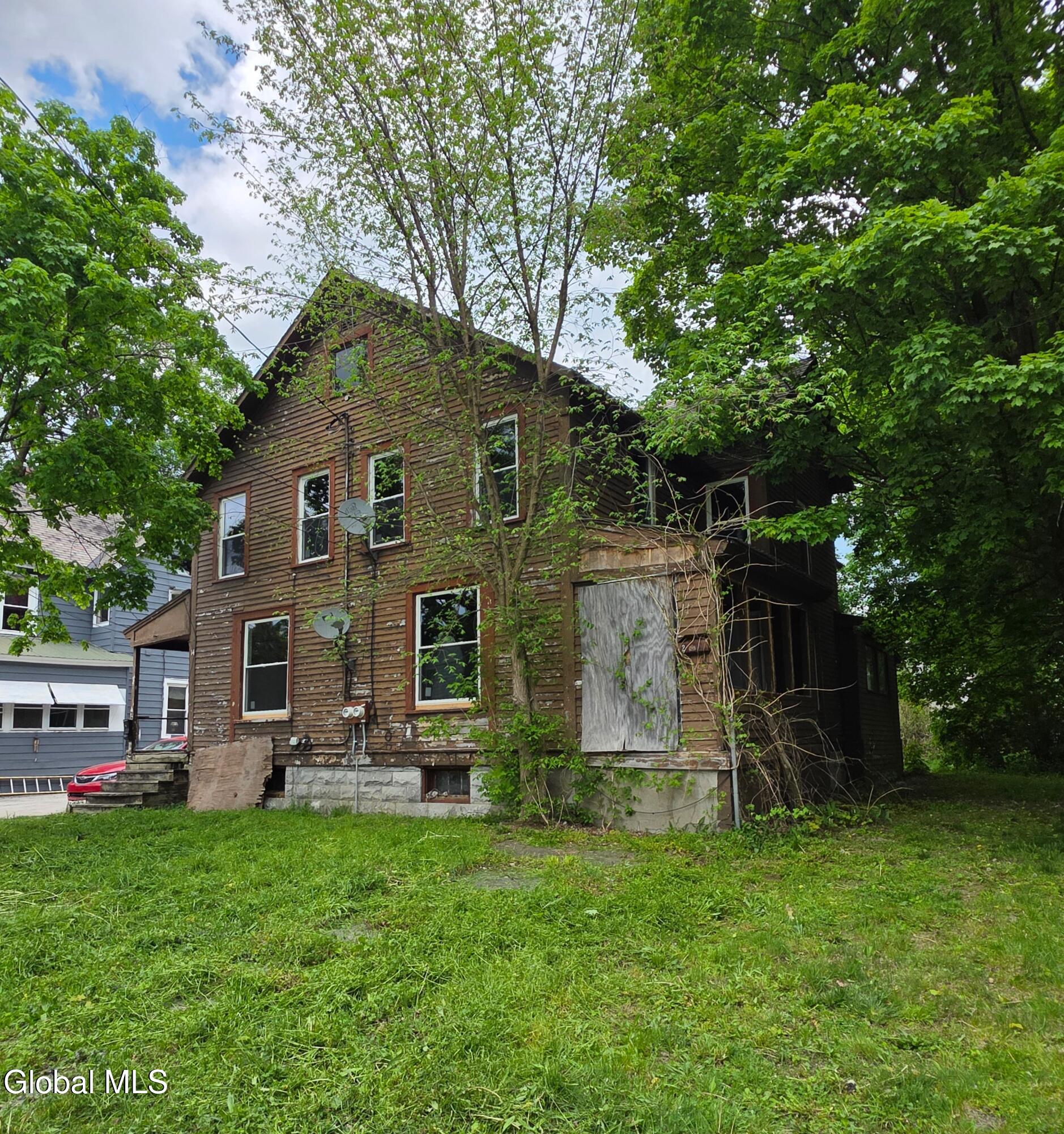 12-14 Lincoln Street