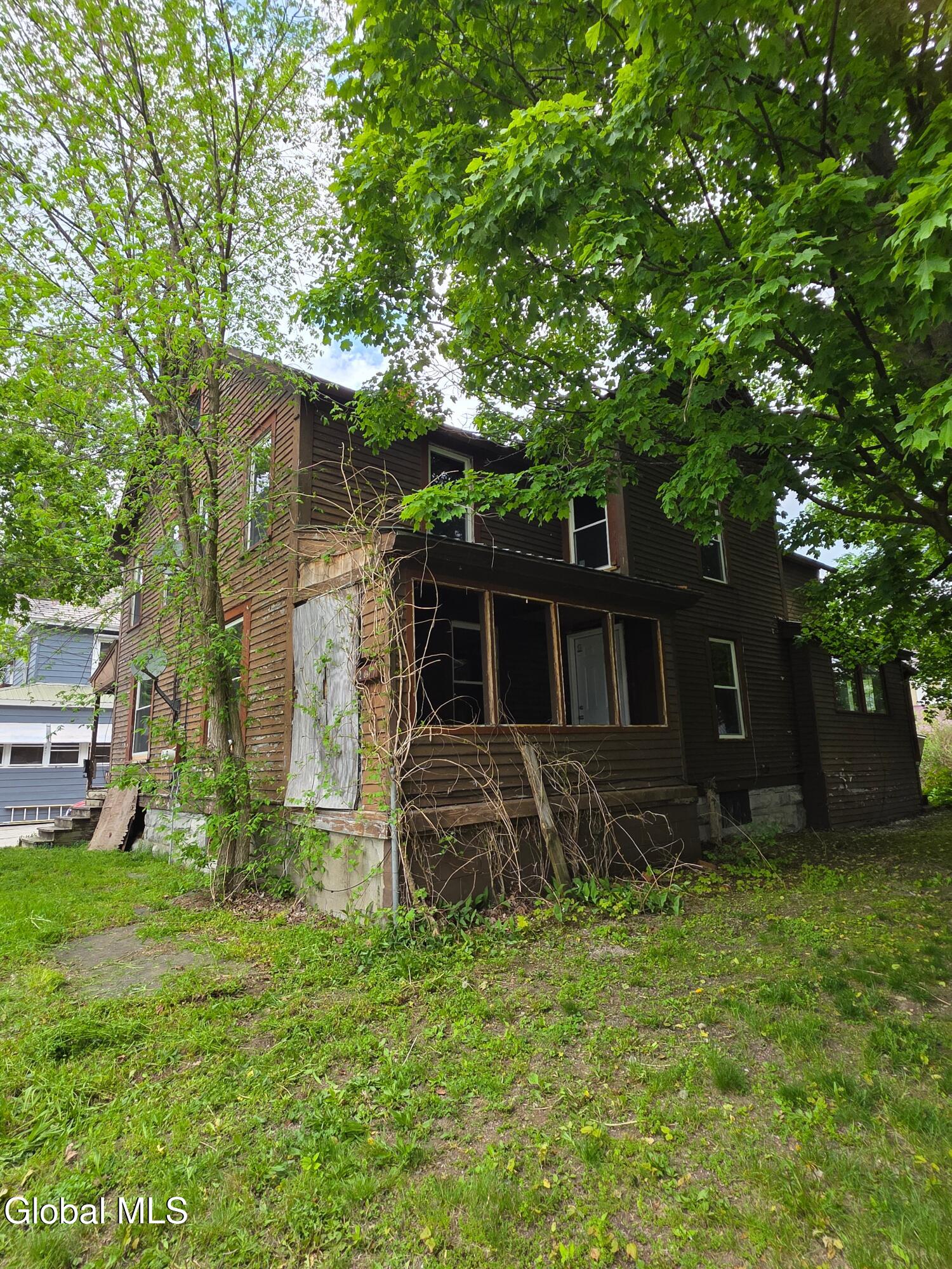 12-14 Lincoln Street