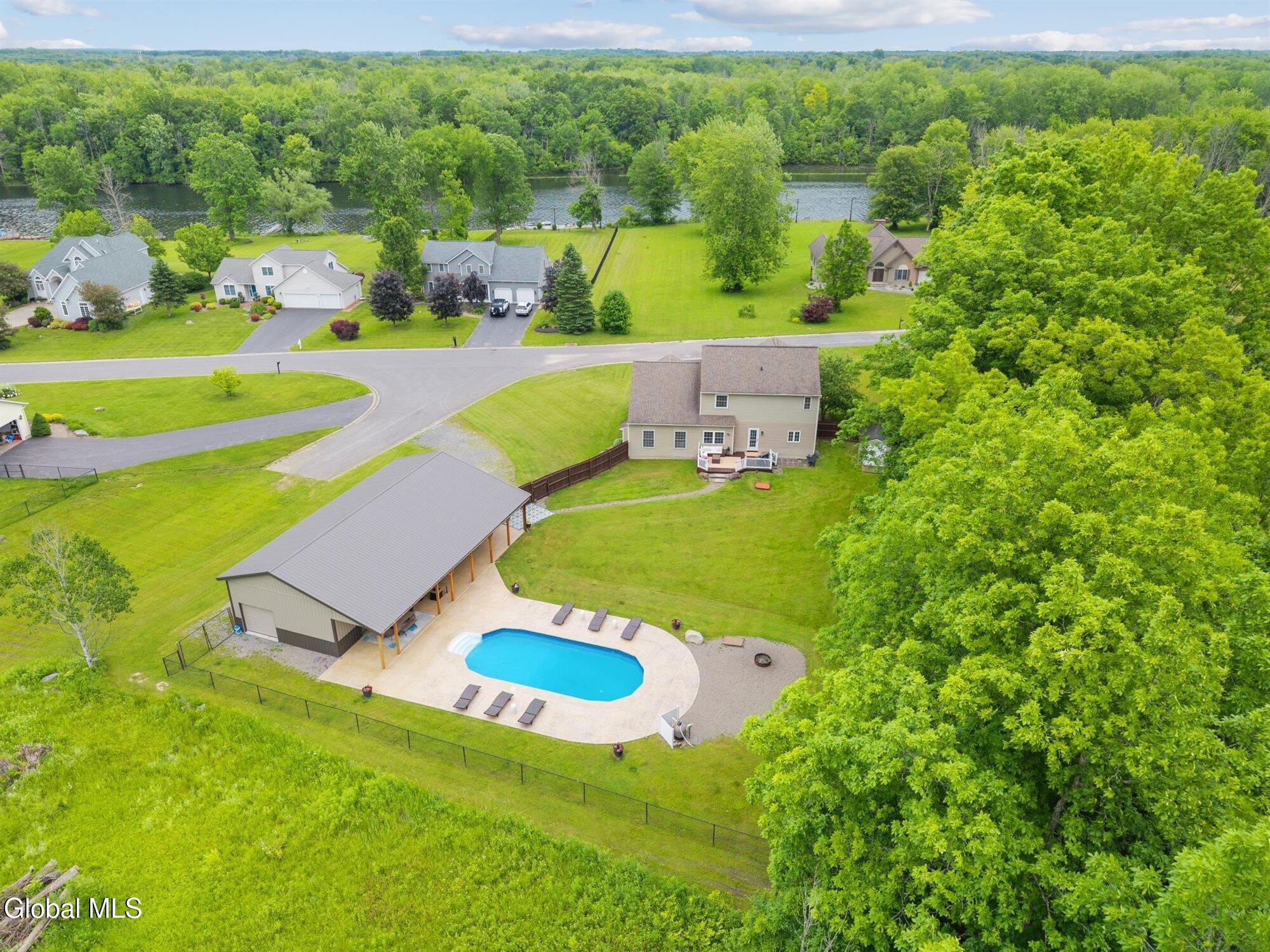 7 Oneida View Drive