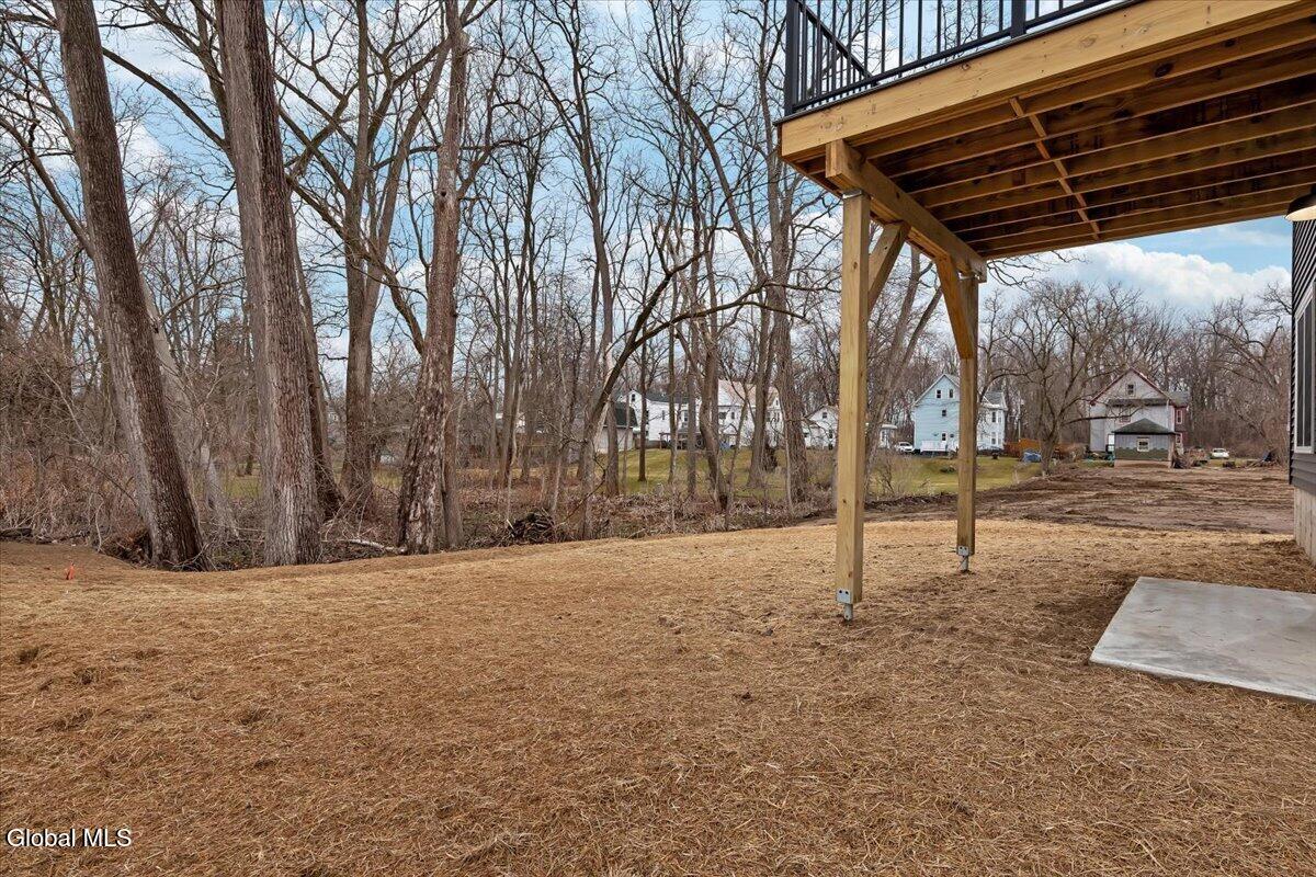 12 Livingston Avenue