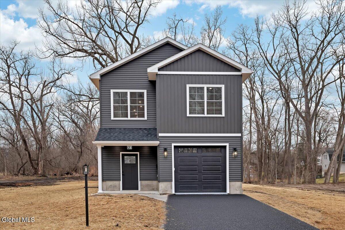 12 Livingston Avenue
