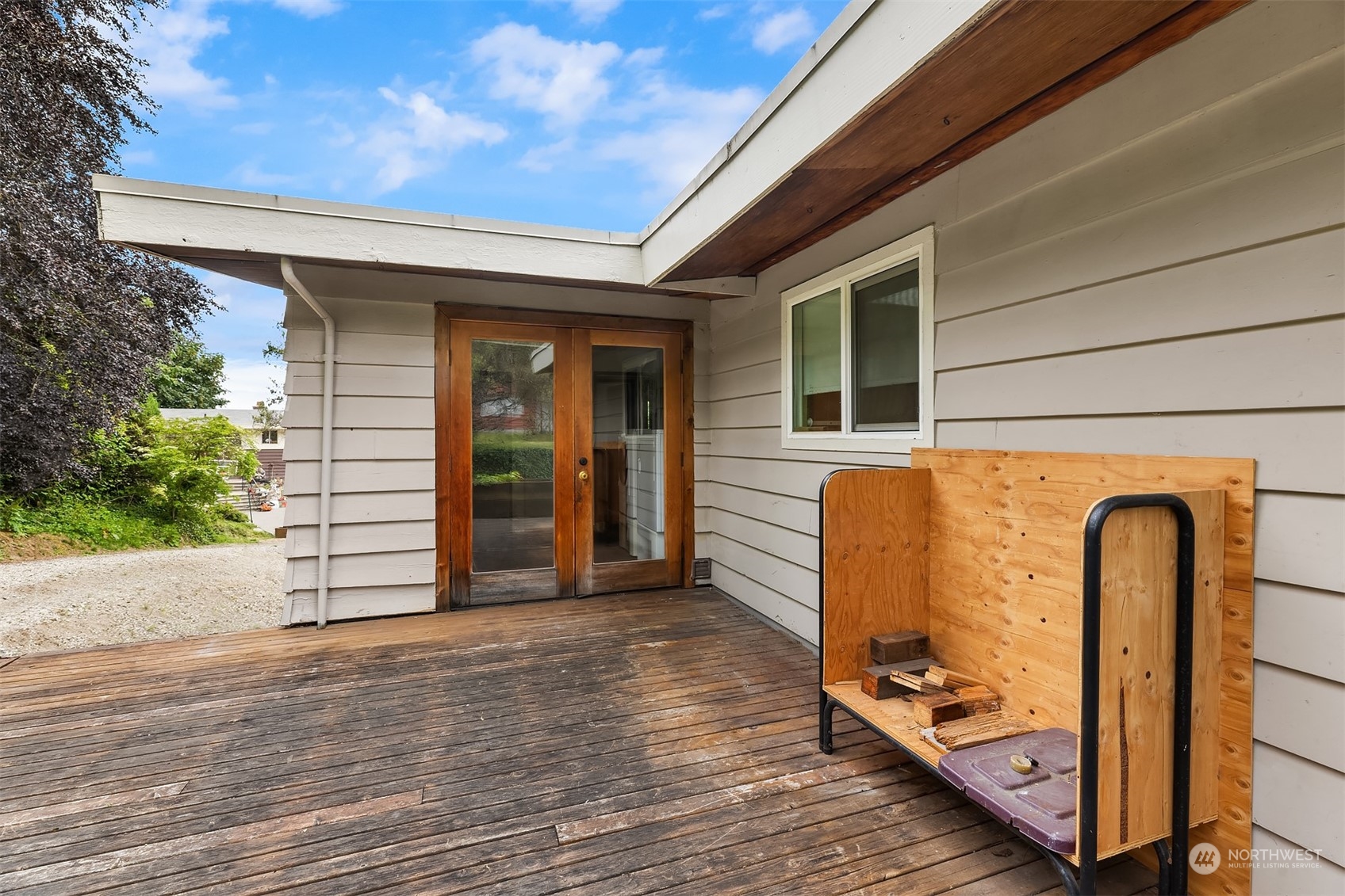 8525 S 123rd Place