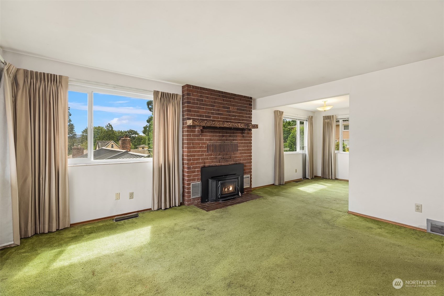 8525 S 123rd Place