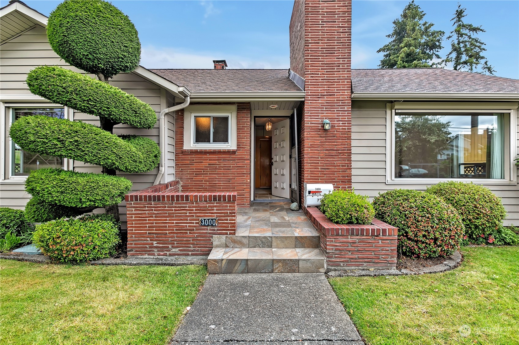 3000 S Graham Street