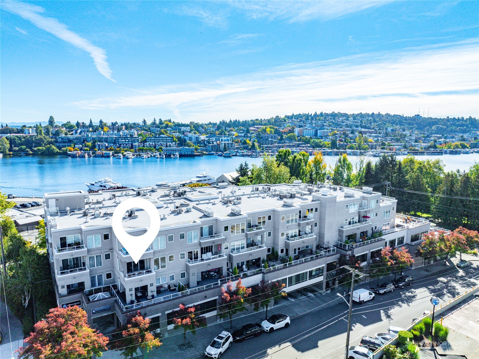 3300 Meridian Avenue N Unit: 304