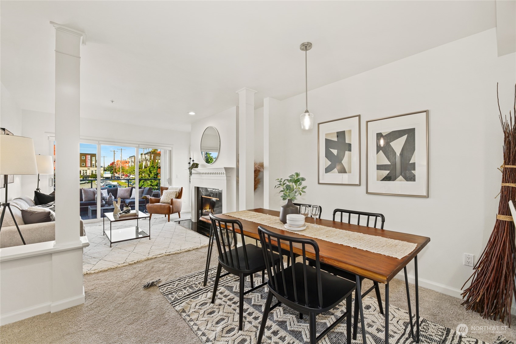 3300 Meridian Avenue N Unit: 304