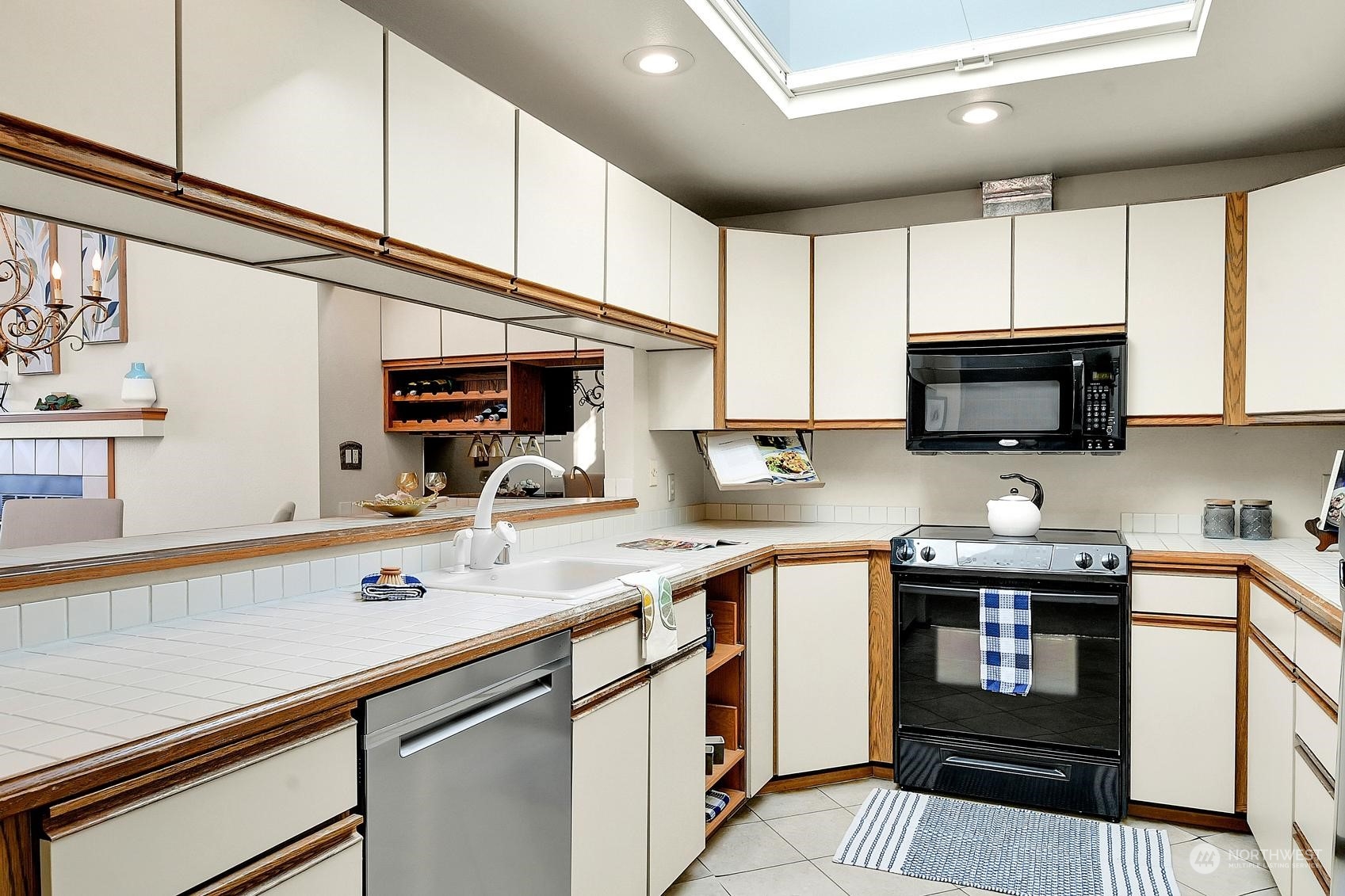 965 W Nickerson Street Unit: 43