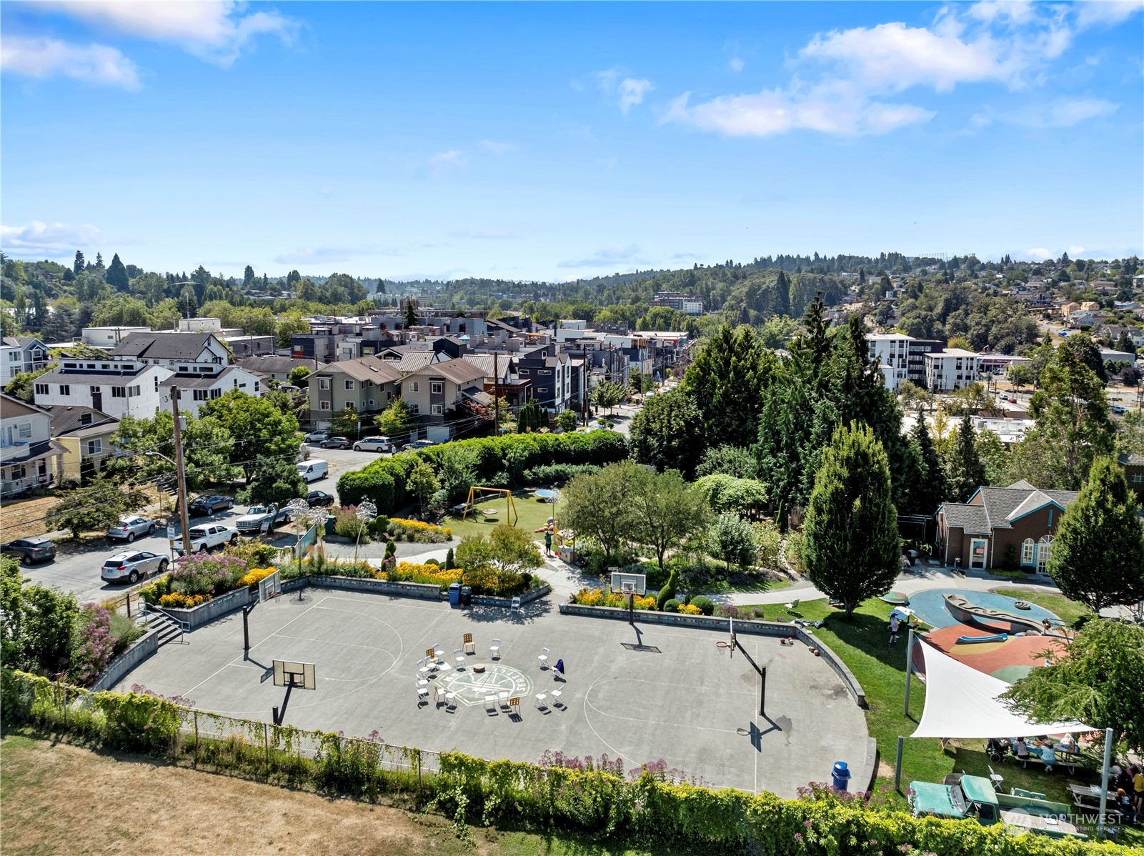 1810 24th Avenue S