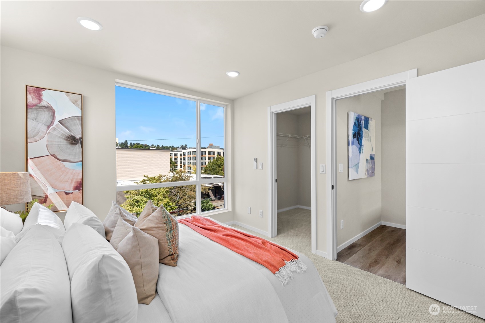 1810 24th Avenue S