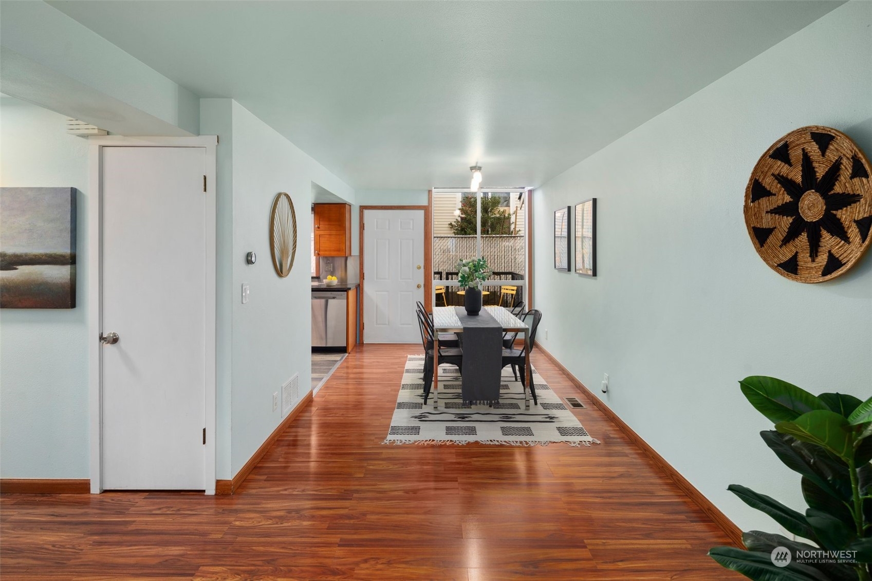 2121 14th Ave S Unit: C