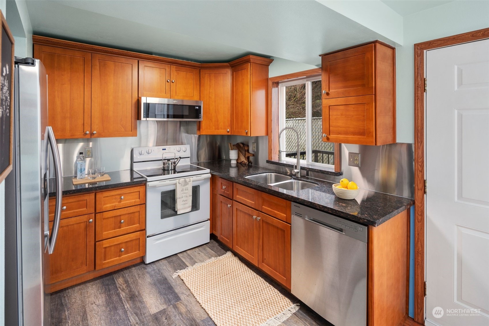 2121 14th Ave S Unit: C