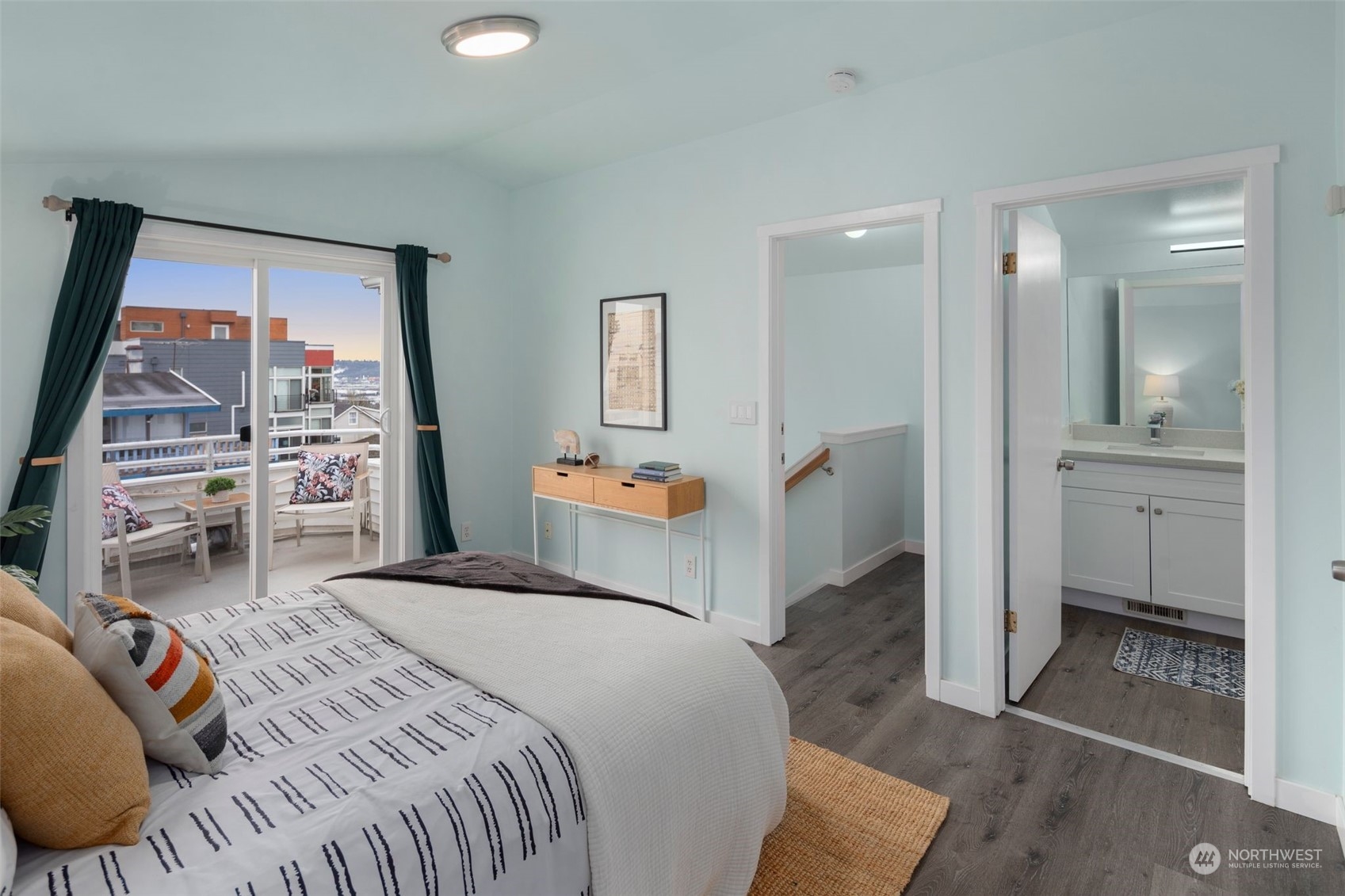 2121 14th Ave S Unit: C