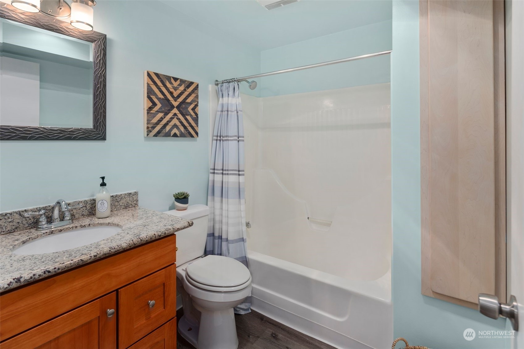 2121 14th Ave S Unit: C