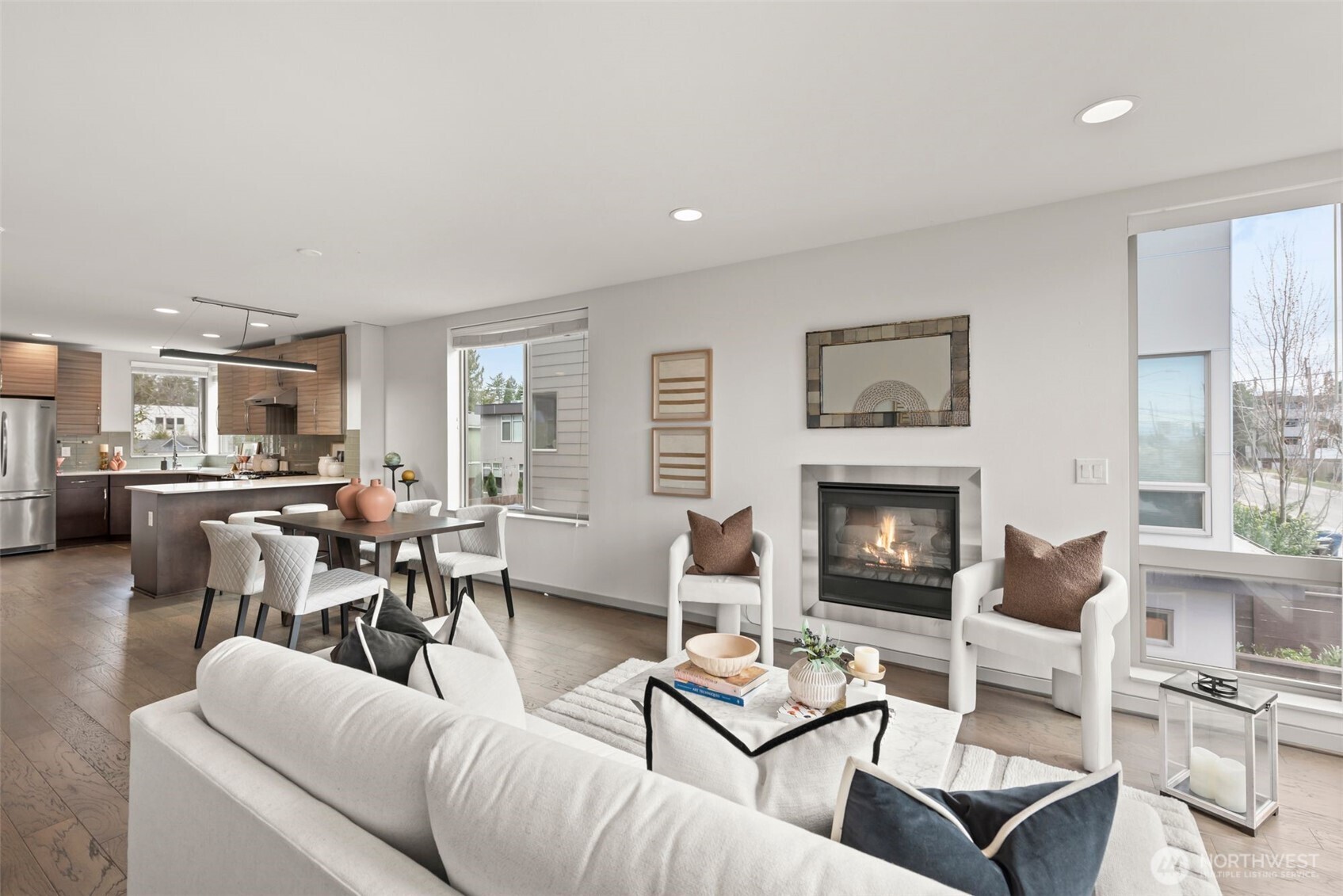 512 N 105th Street
