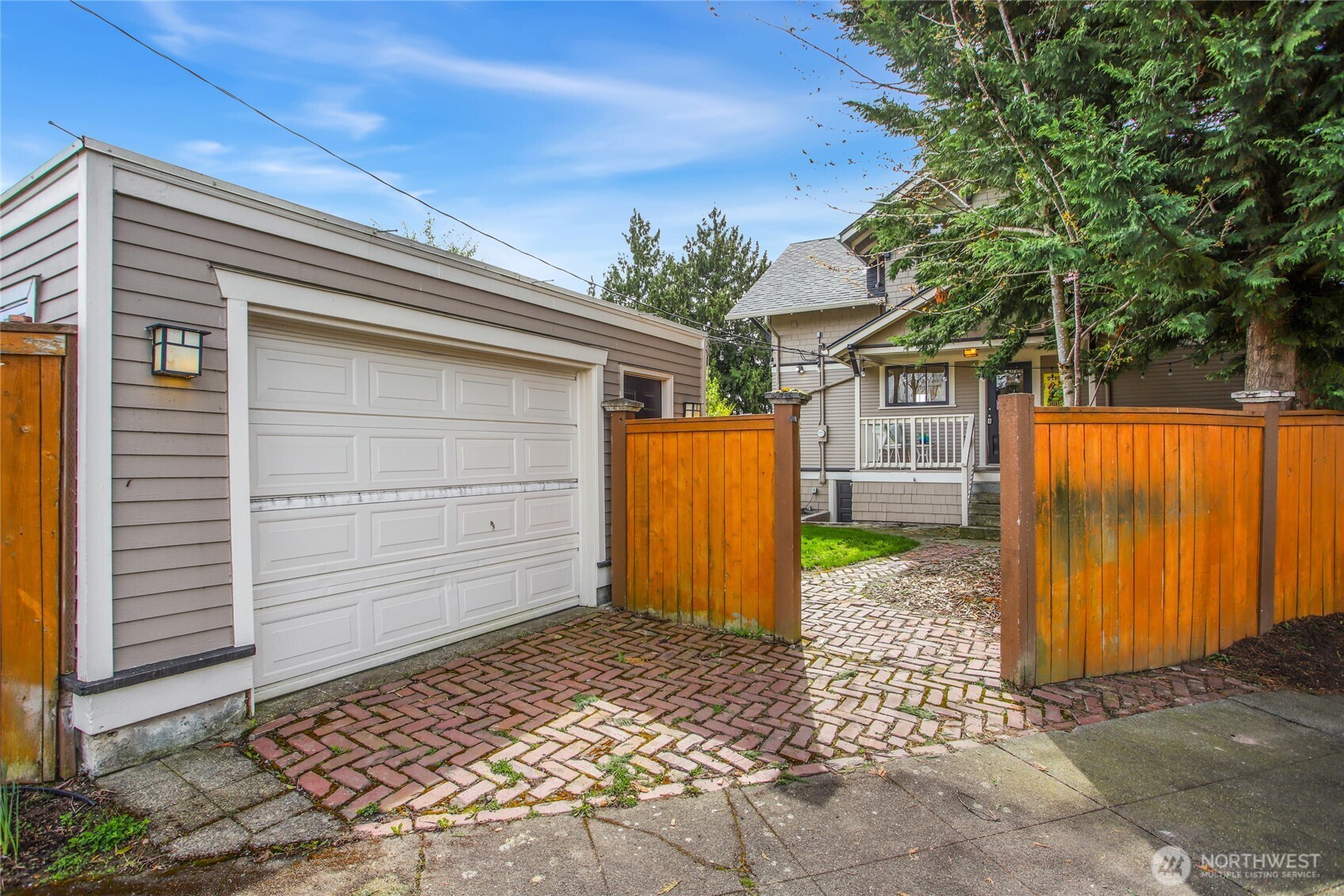 8408 Duncan Avenue S