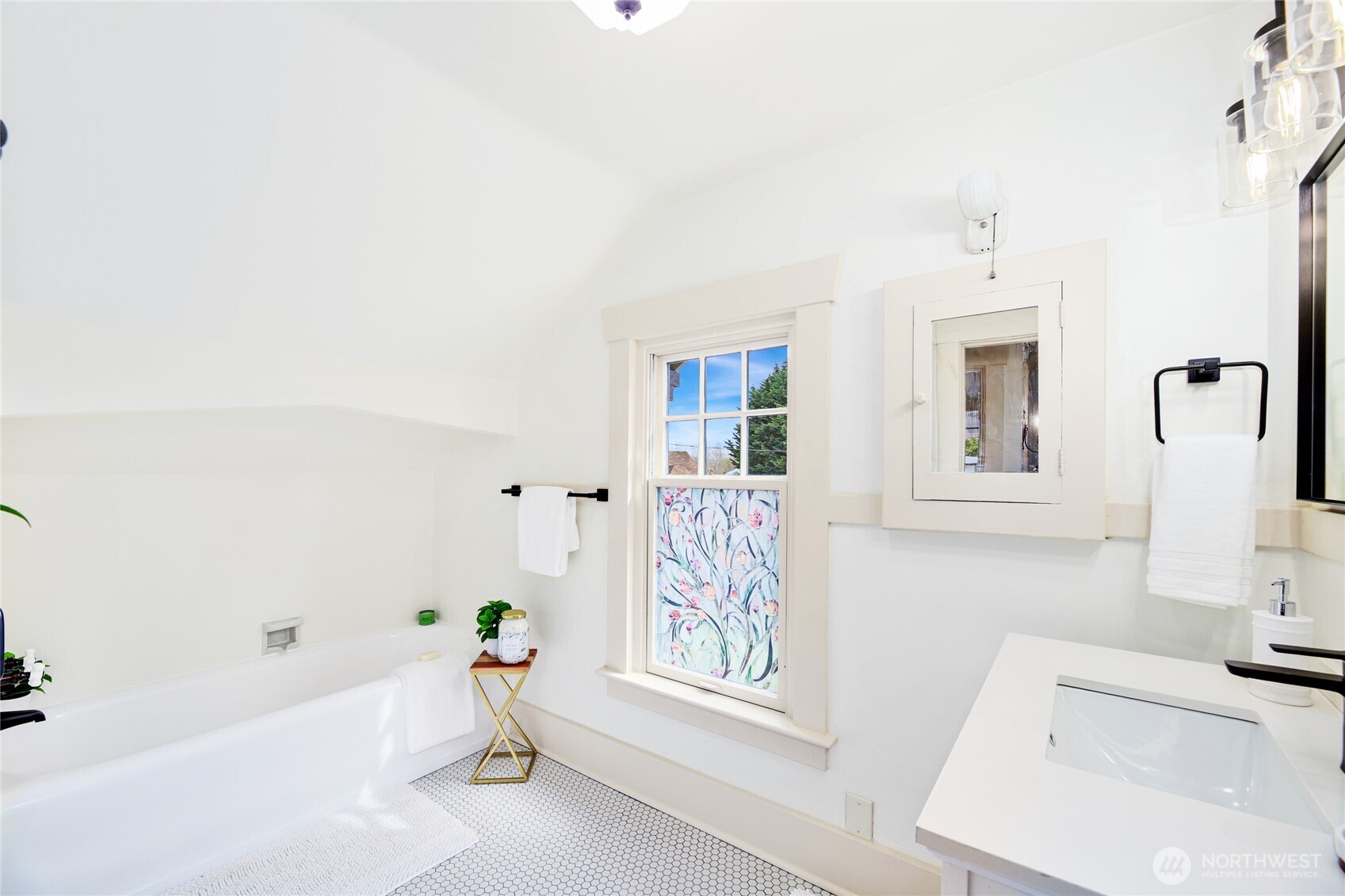 8408 Duncan Avenue S