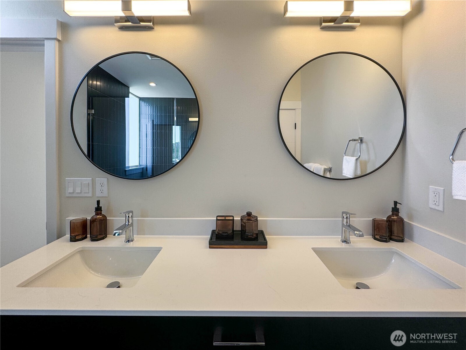 6905 42nd Avenue S Unit: D