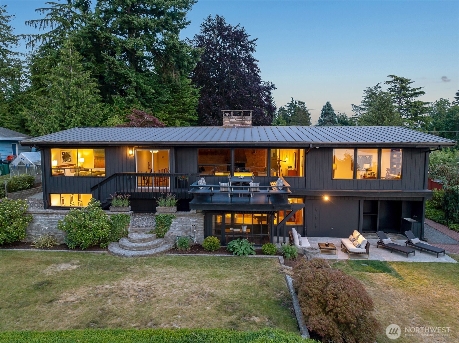 432 SW 206th Street
