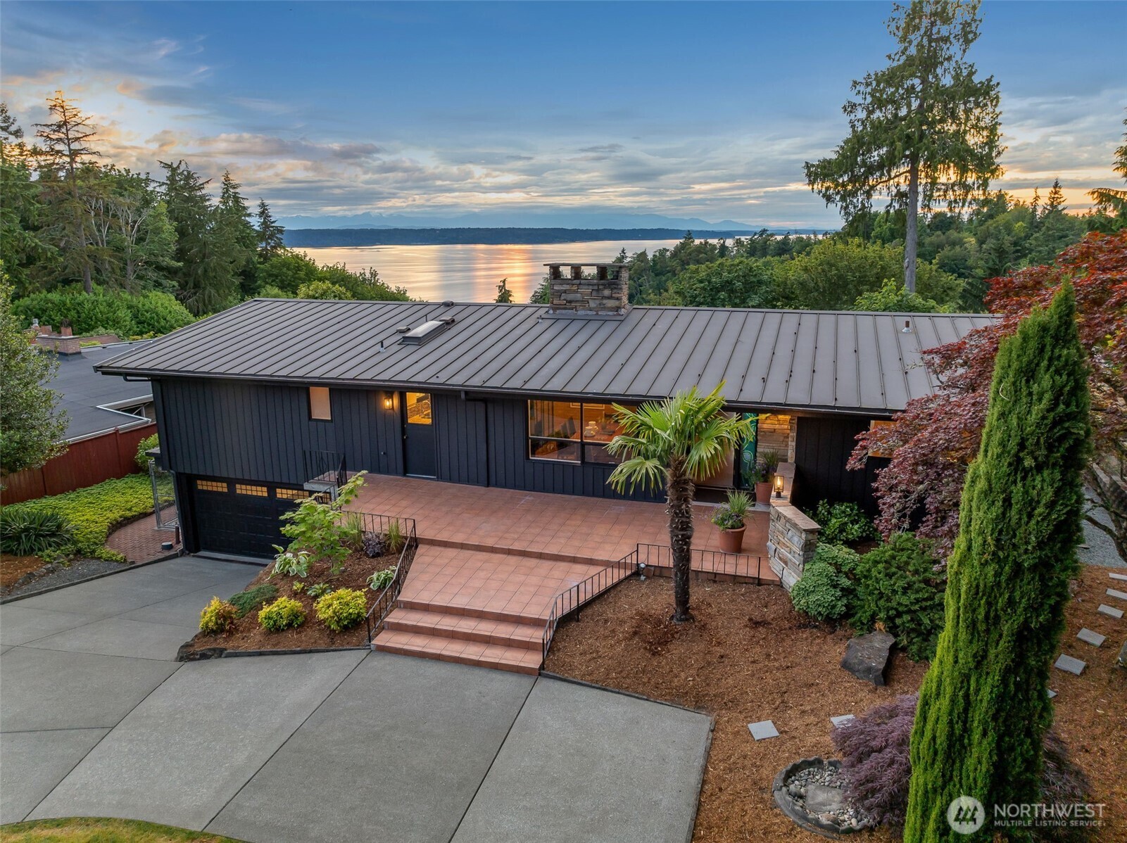 432 SW 206th Street
