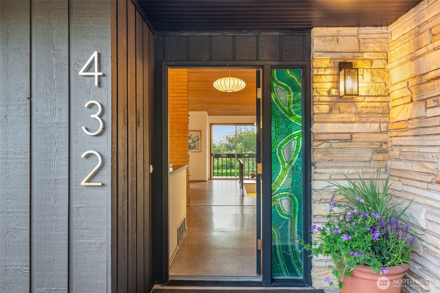 432 SW 206th Street