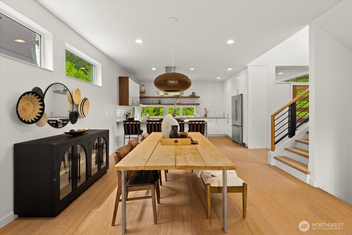 4603 S Juneau Street