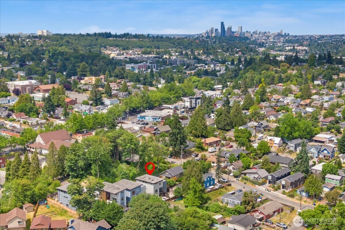 4603 S Juneau Street