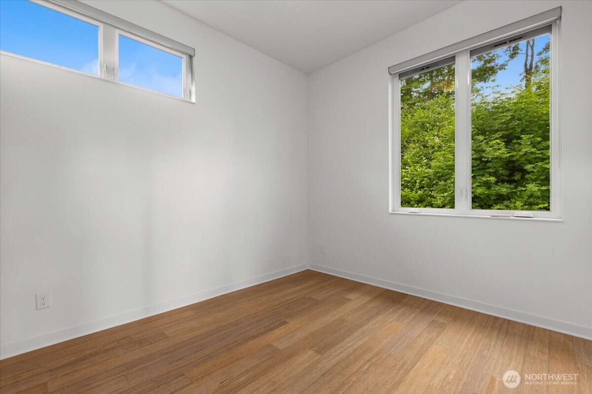 4603 S Juneau Street