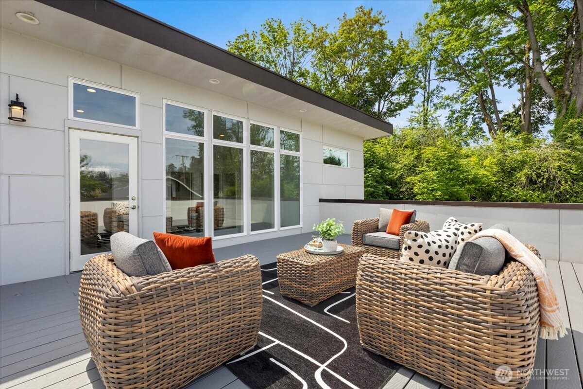 4603 S Juneau Street