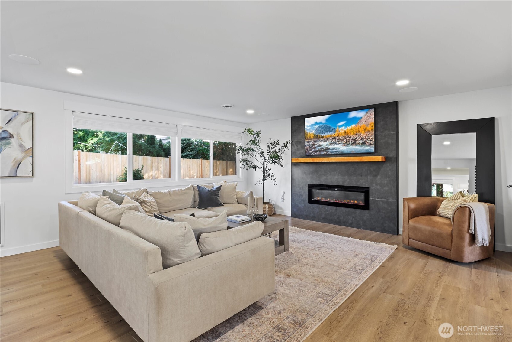 7725 NE 142nd Pl