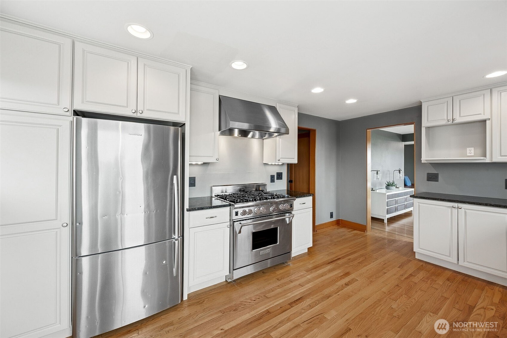 10612 Forest Avenue S