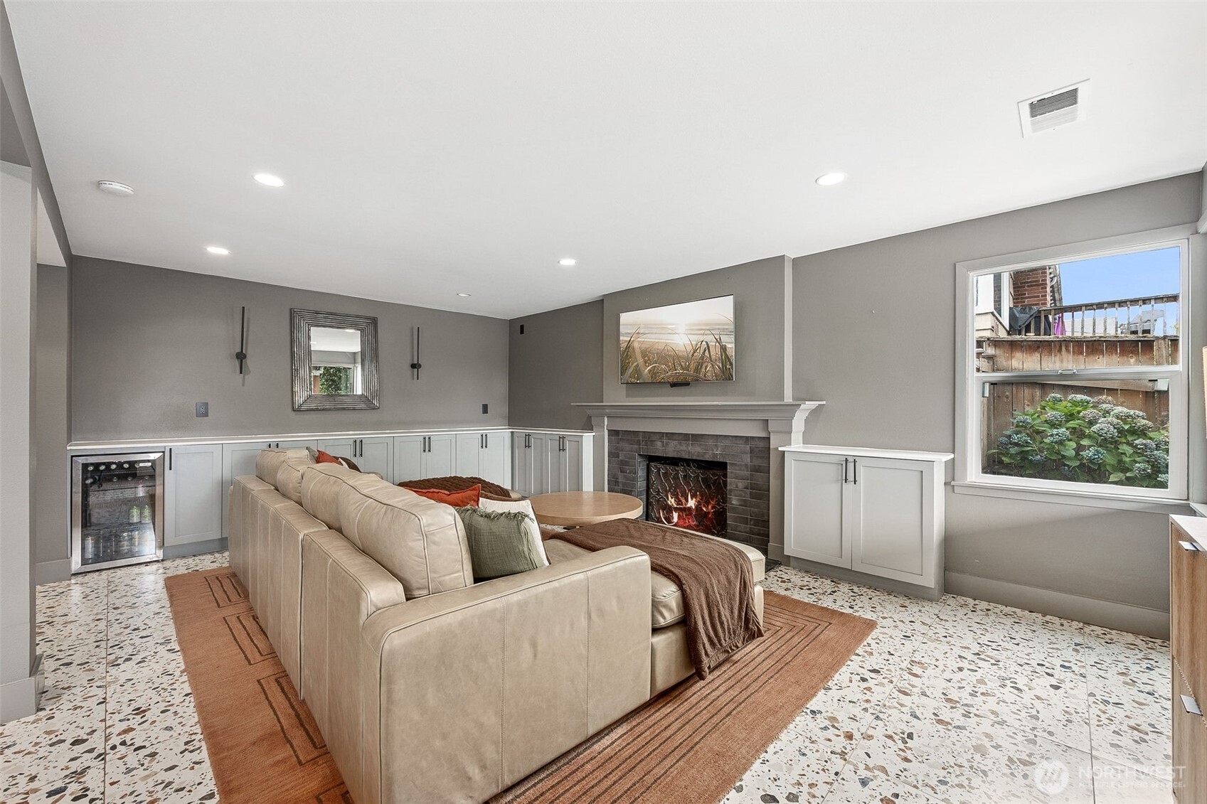 10612 Forest Avenue S