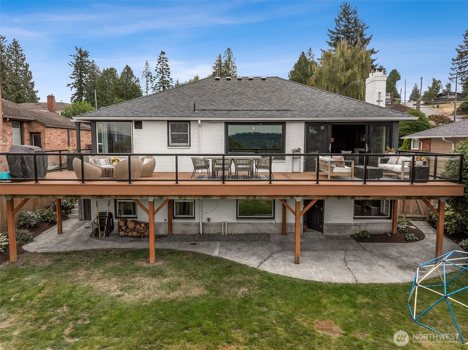 10612 Forest Avenue S