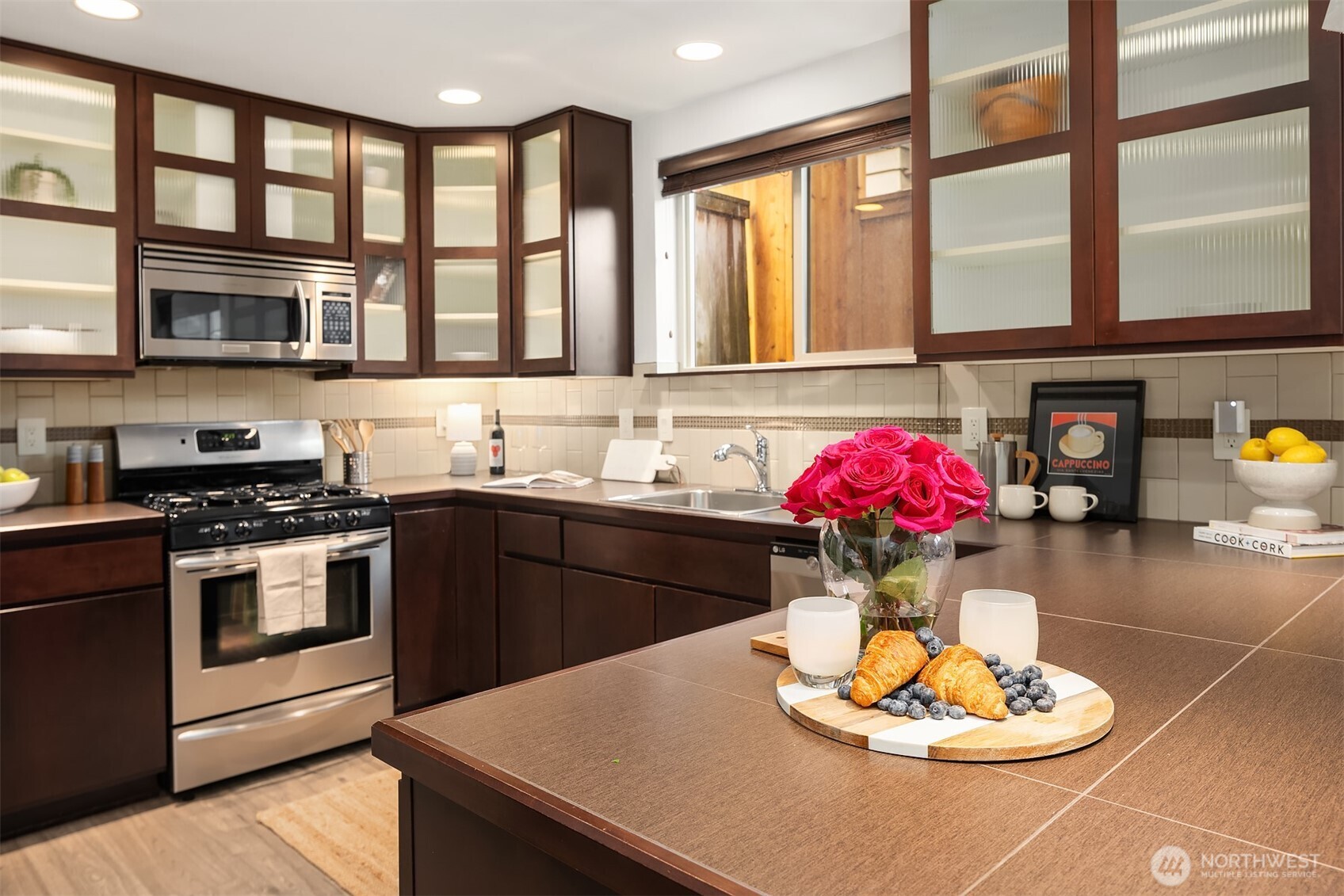 5935 Fauntleroy Way SW Unit: A