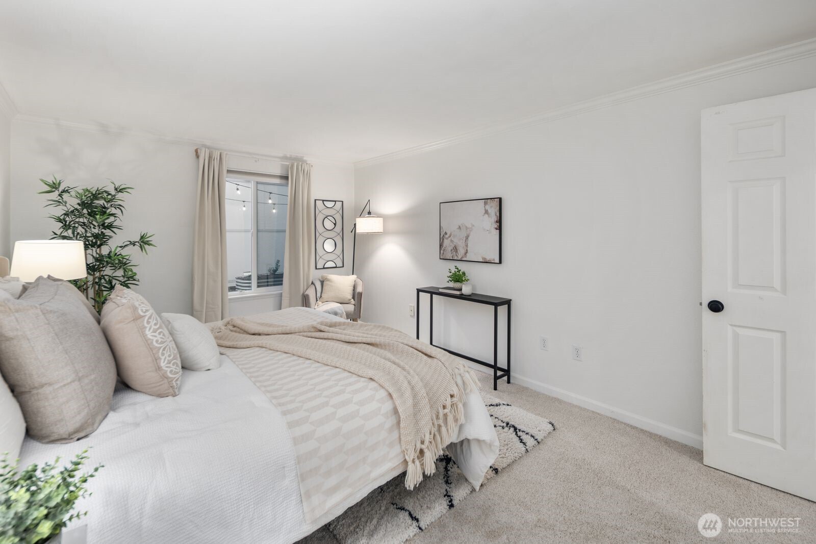 10501 8th Ave NE Unit: 135