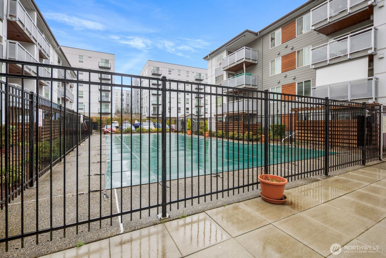 10501 8th Ave NE Unit: 135