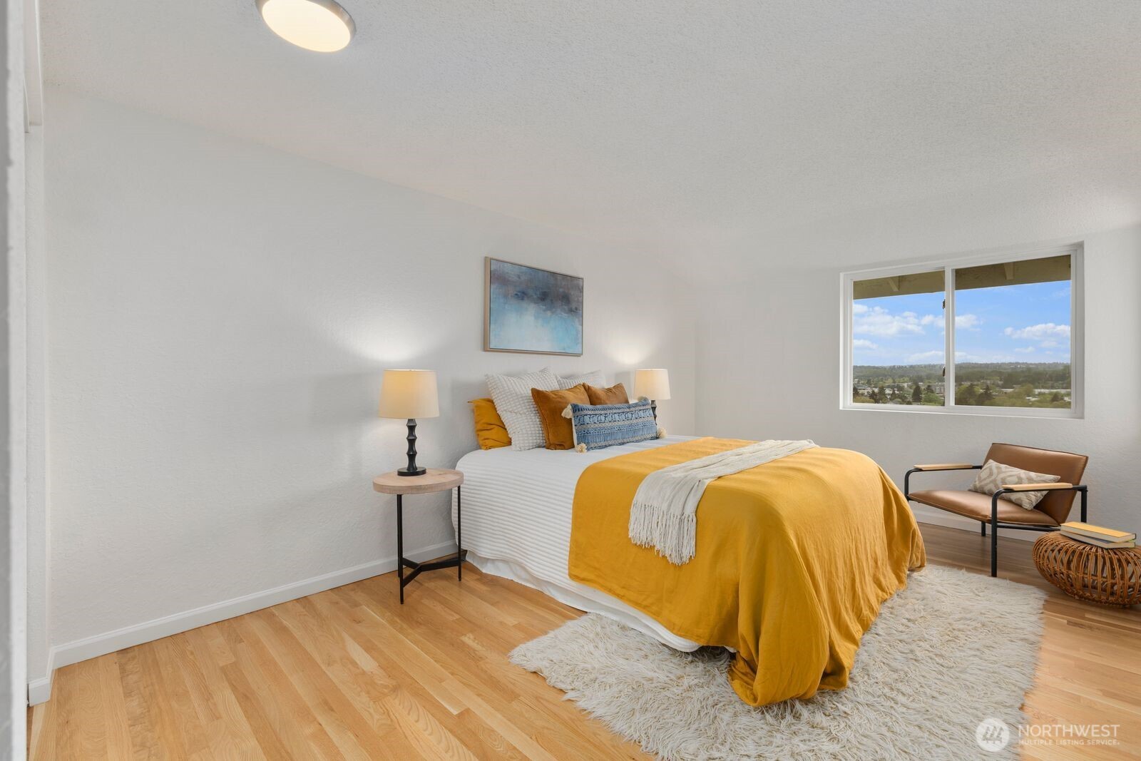 411 Cedar Ave S