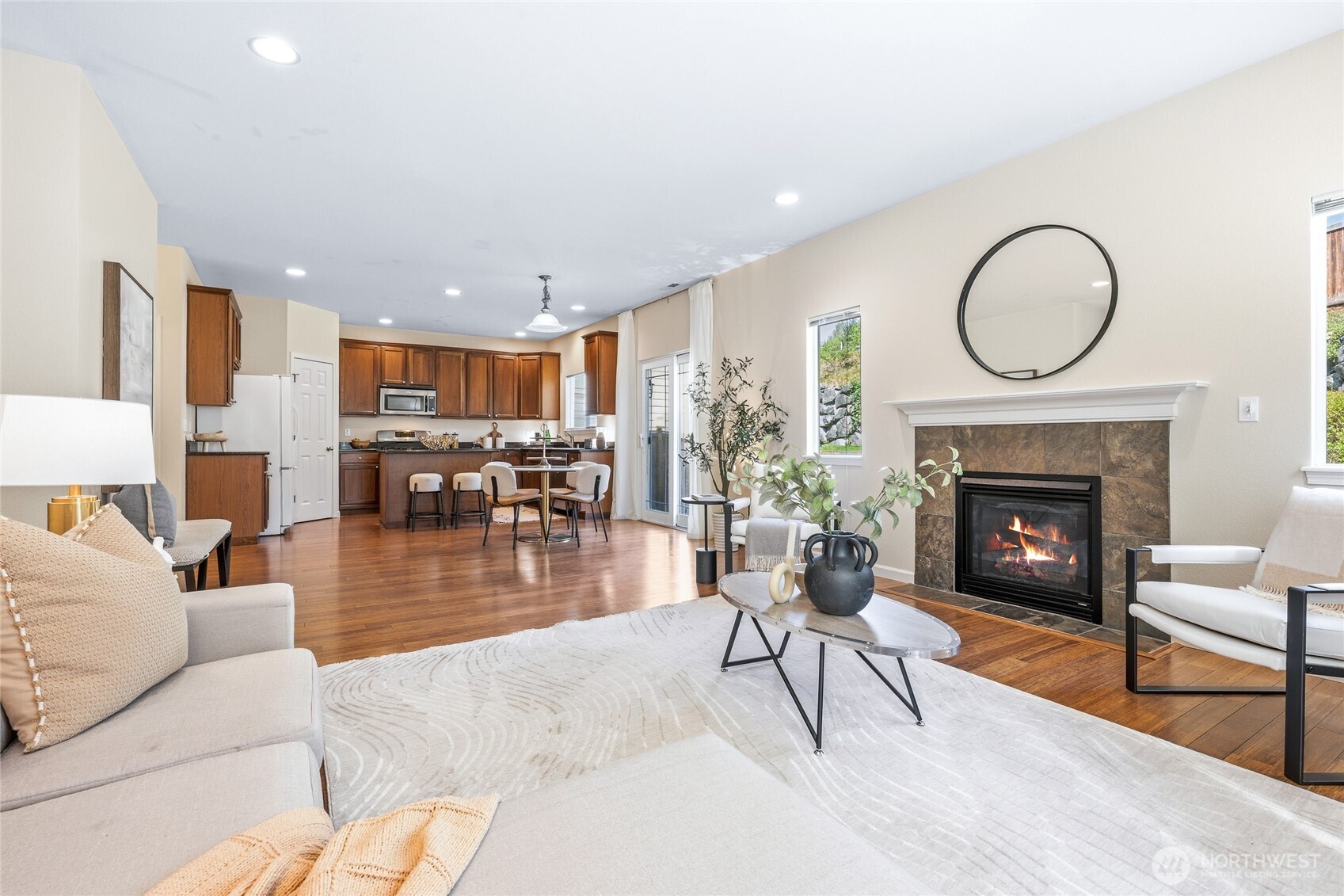 7927 NE 87th Place