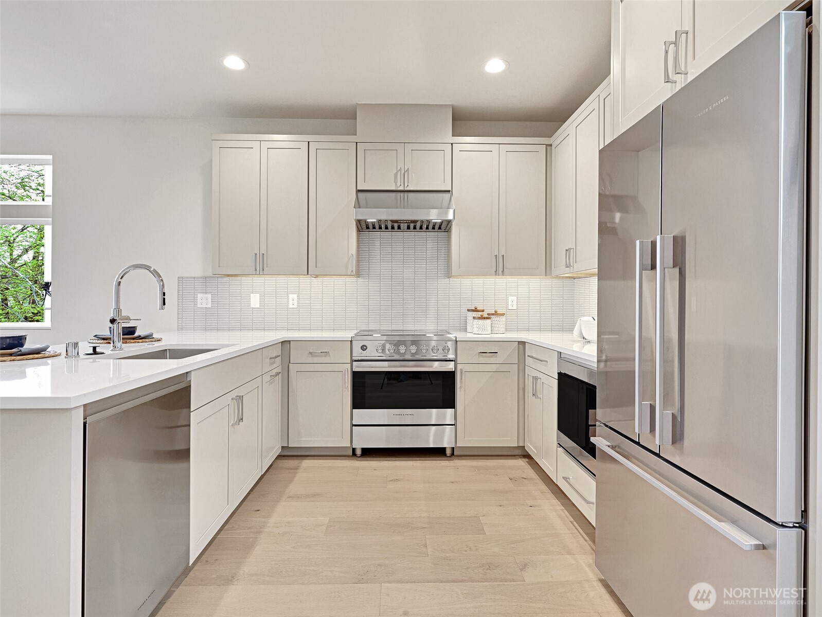 1416 A N 47th Street