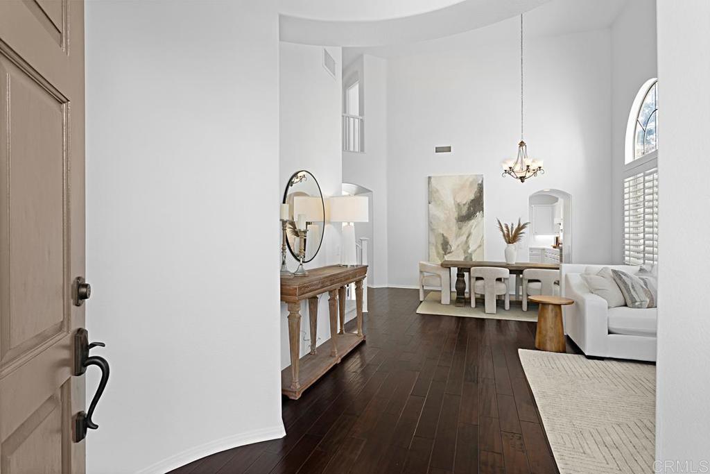 7933 Grado El Tupelo