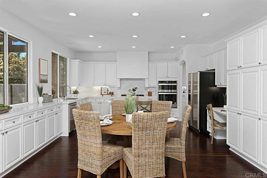 7933 Grado El Tupelo