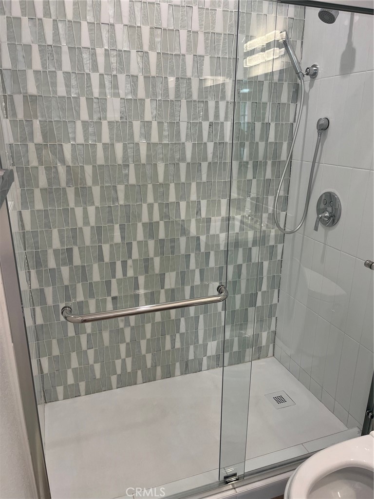 715 .5 Goldenrod Avenue