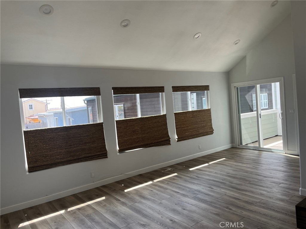 715 .5 Goldenrod Avenue