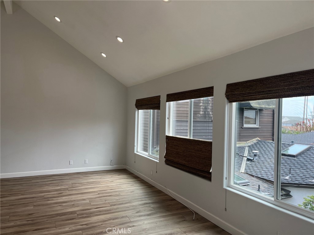 715 .5 Goldenrod Avenue