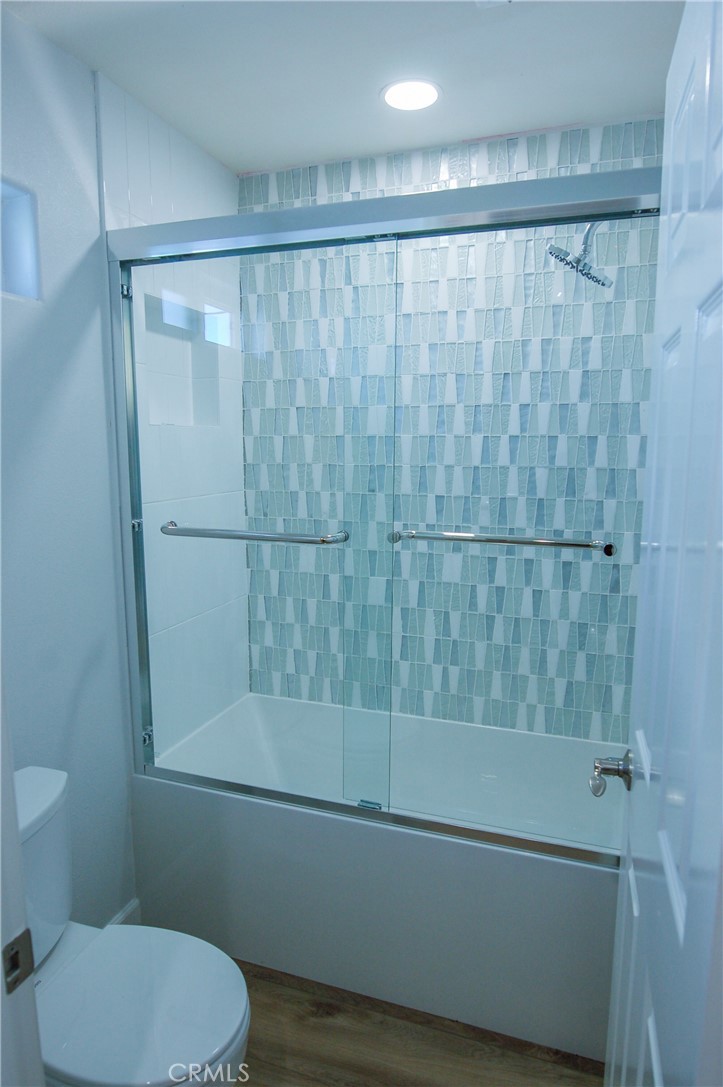 715 .5 Goldenrod Avenue