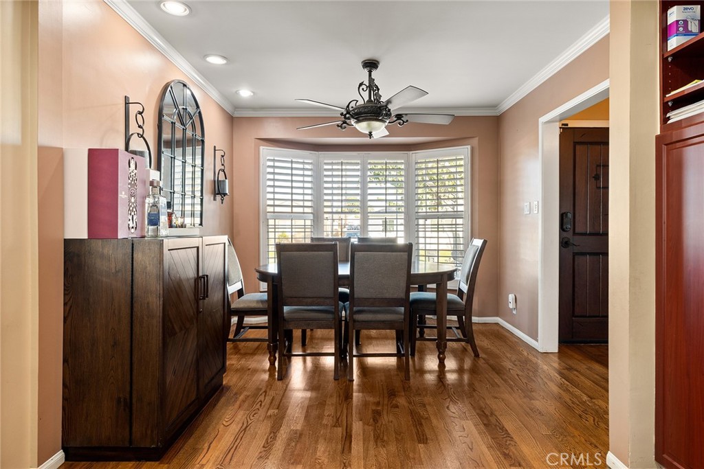 4667 Deeboyar Avenue