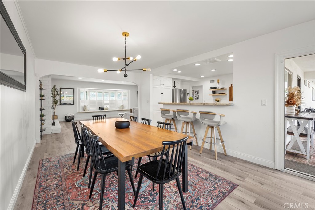 2717 E Palmyra Avenue