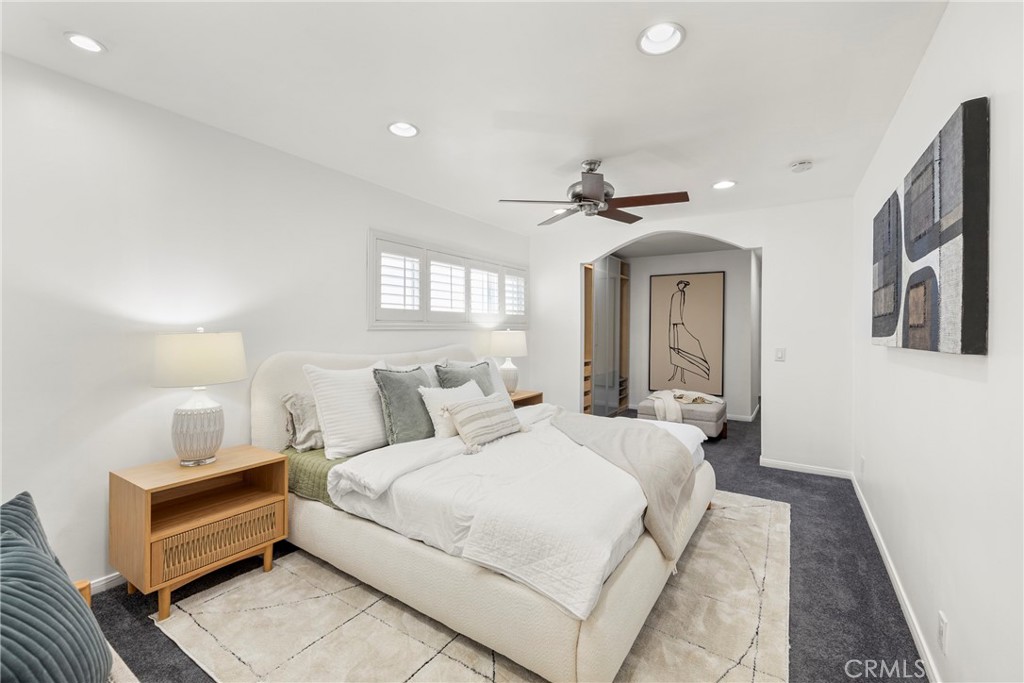 4667 Deeboyar Avenue