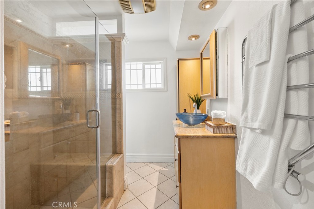 4667 Deeboyar Avenue