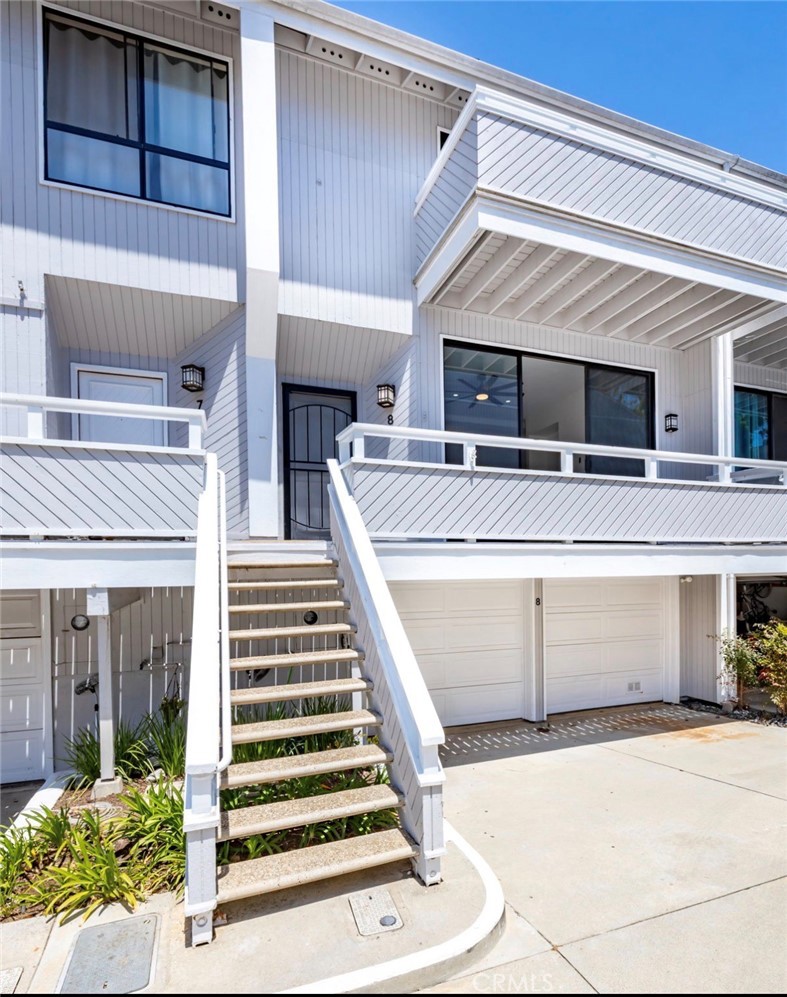 8 Mojo Court