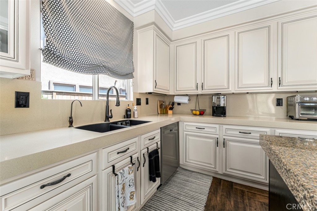 8667 E Windsong Drive